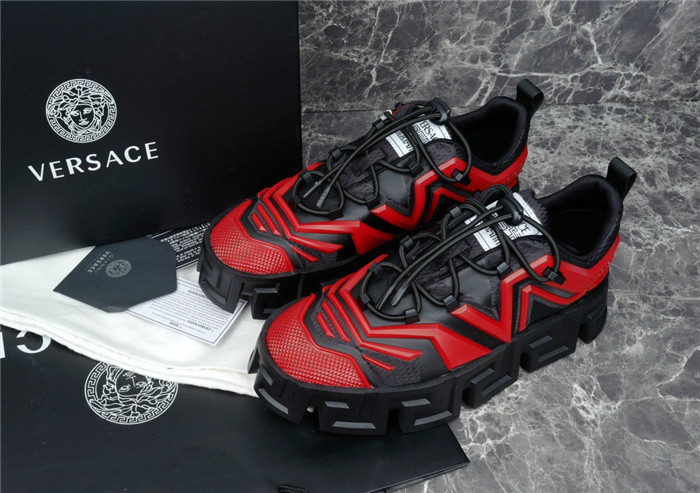 VRCE Sneaker