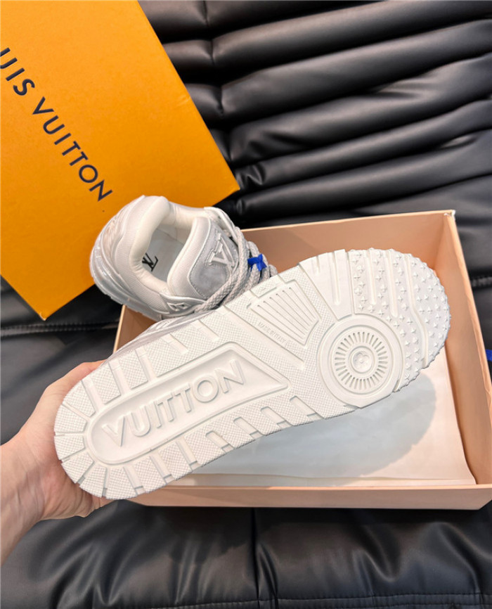 LUSV SNEAKERS