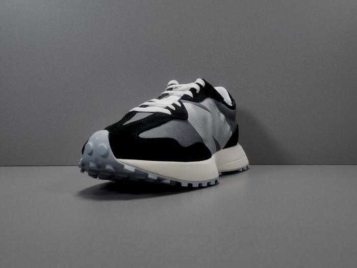 (Women) New Balance 327 