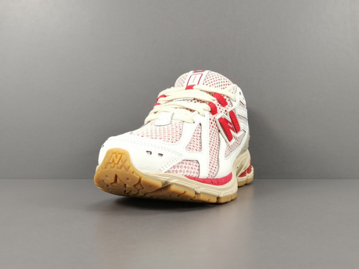 New Balance 1906R Sea Salt True Red 2022 - M1906RO