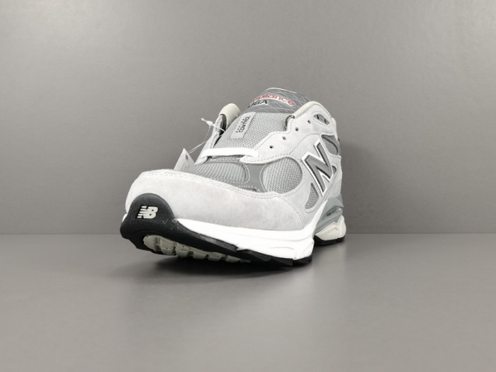 New Balance 990 V3 U990GY3