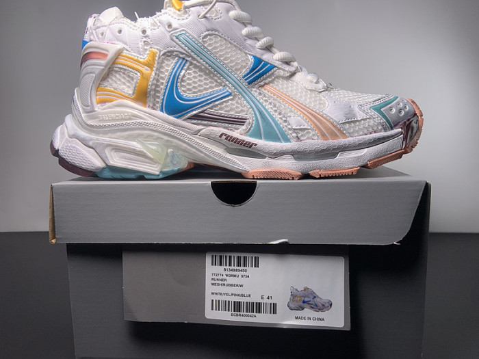 BALCIA RUNNER SNEAKER