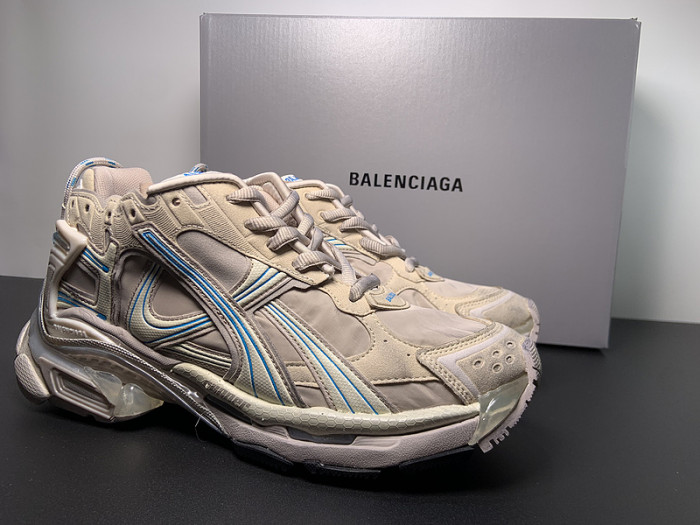 BALCIA RUNNER SNEAKER