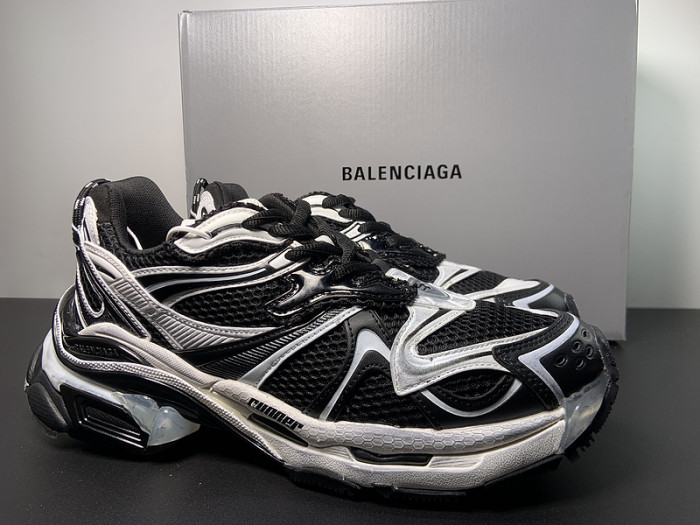 BALCIA RUNNER SNEAKER