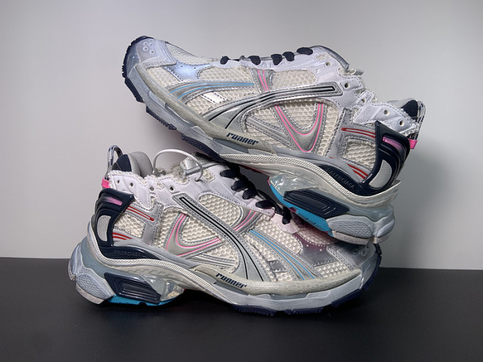 BALCIA RUNNER SNEAKER