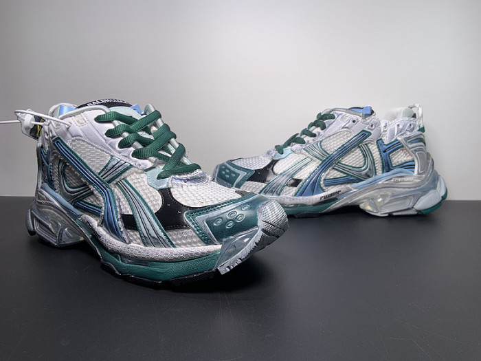 BALCIA RUNNER SNEAKER