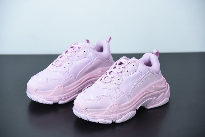 BALCIA Triple S Sneaker