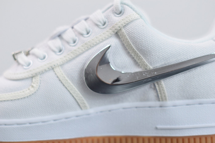 Travis Scott x Air Force 1 AQ4211-100