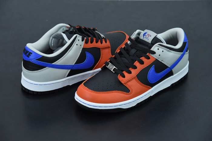 Nike Dunk Low EMB NBA 75th Anniversary Knicks DD3363-002