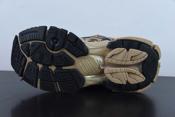 BALCIA RUNNER SNEAKER