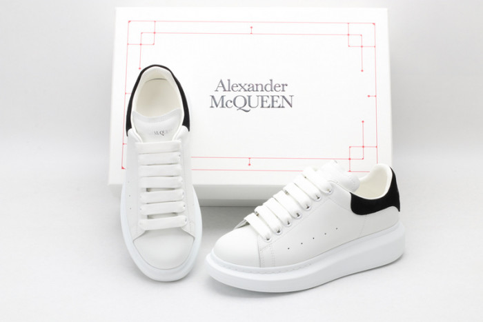 ALEXMQ Sneakers