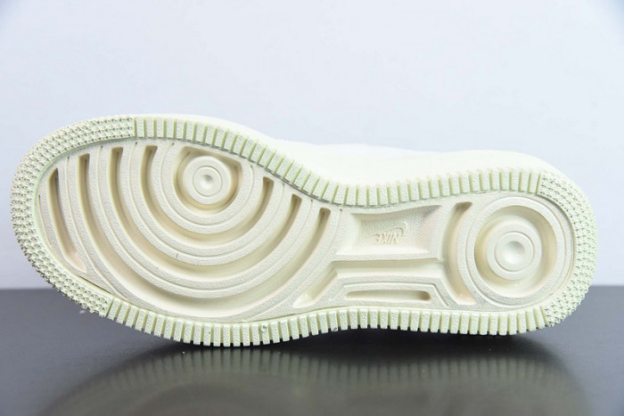 Nike Air Force 1 PLT.AF.ORM DJ9946-104