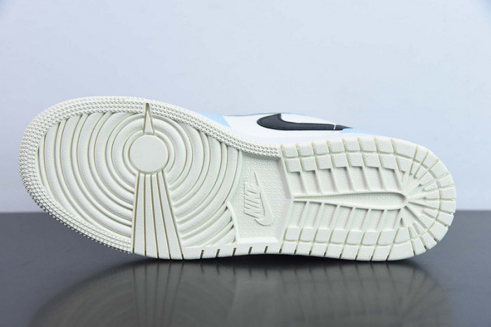 Jordan 1 Low Ice Blue Black (GS) - 554723-401