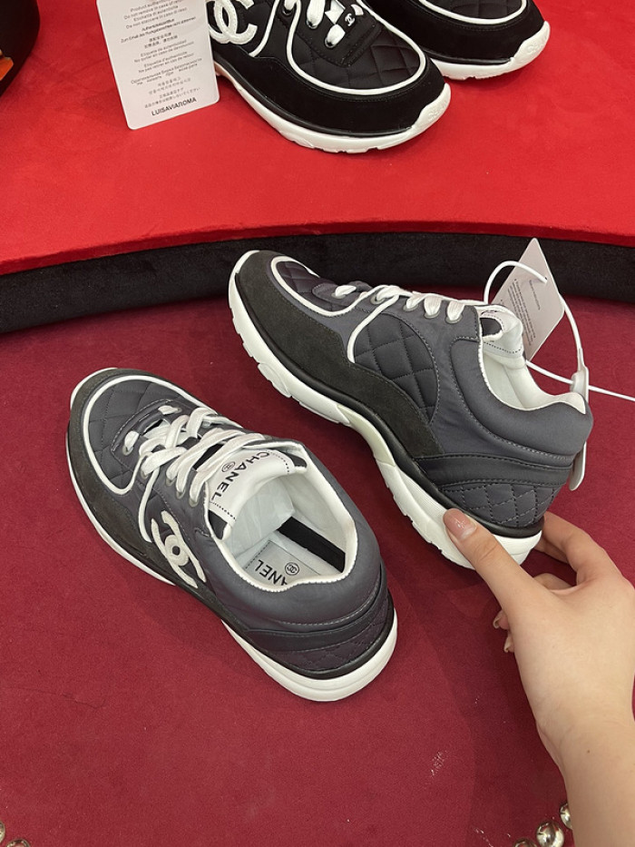 CHNL Sneaker