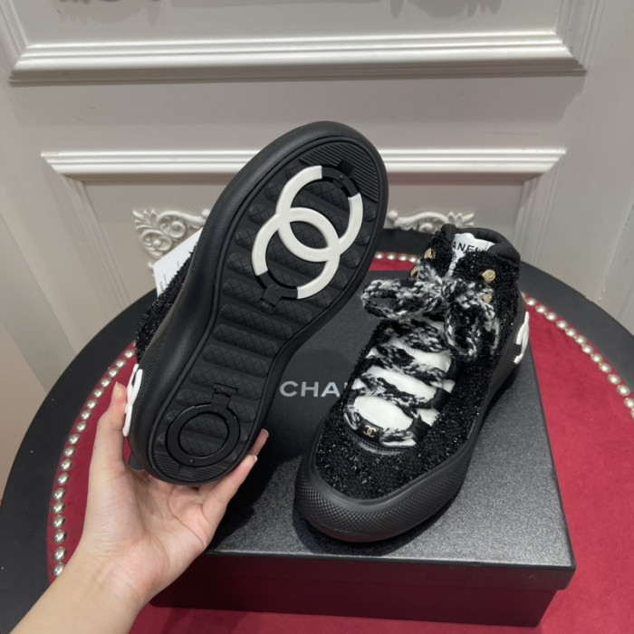 CHNL Sneaker