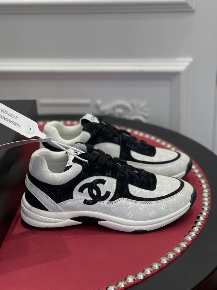 CHNL Sneaker