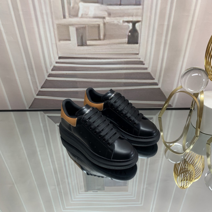 ALEXMQ Sneakers