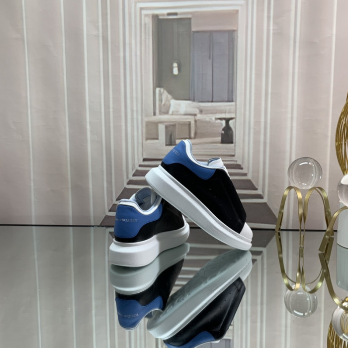 ALEXMQ Sneakers