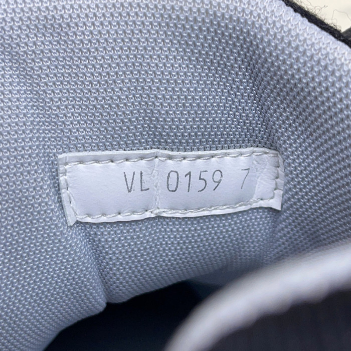 LUSV SNEAKERS