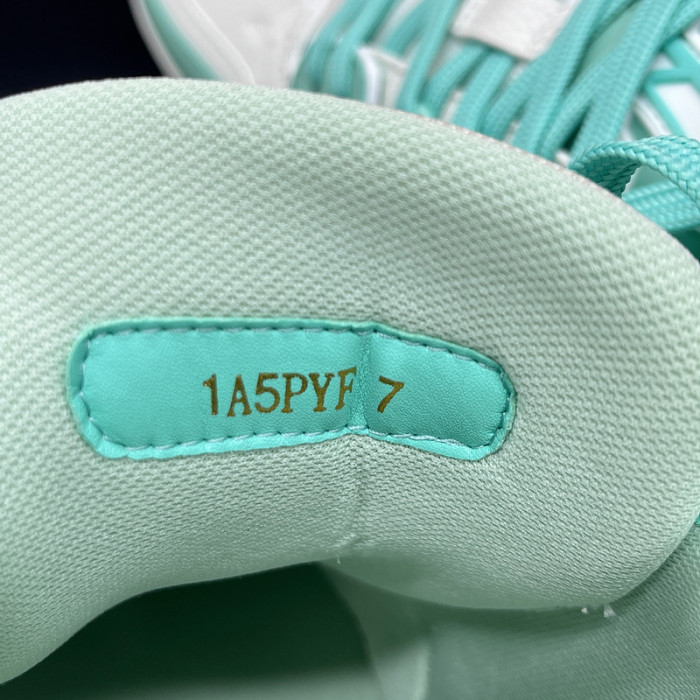LUSV SNEAKERS