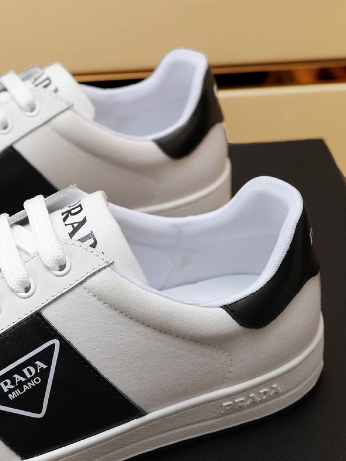 PRDA Sneaker