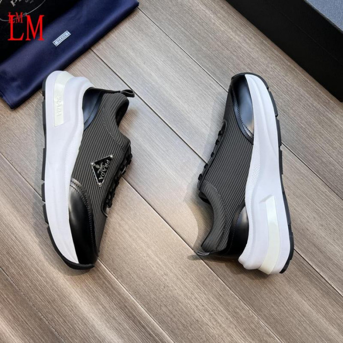 PRDA Sneaker