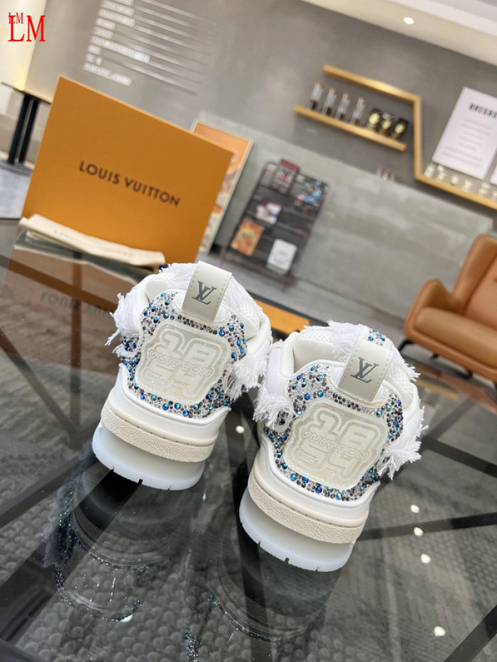 LUSV SNEAKERS
