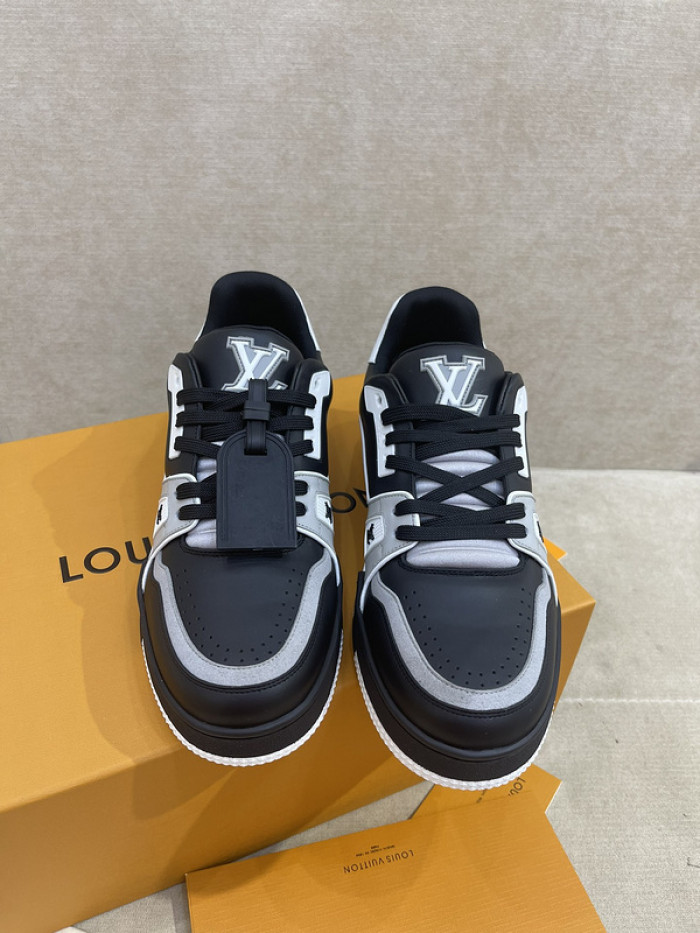LUSV SNEAKERS