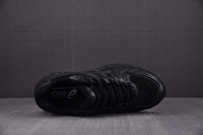 As*ic*s gel kayano triple black men