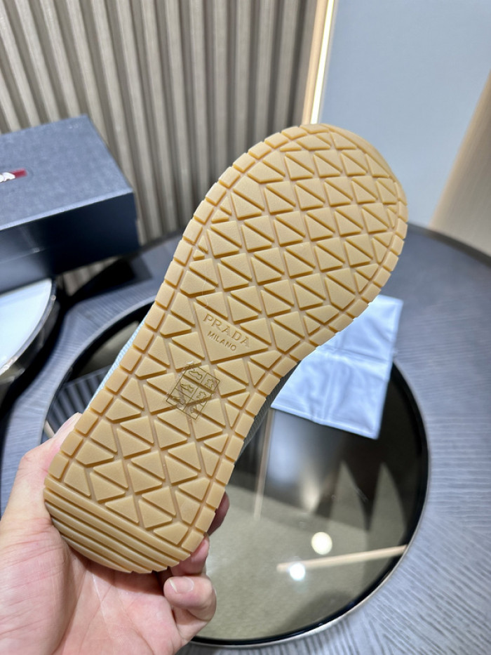PRDA Sneaker