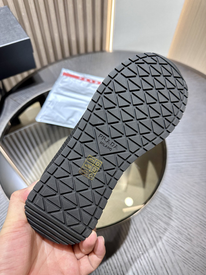 PRDA Sneaker