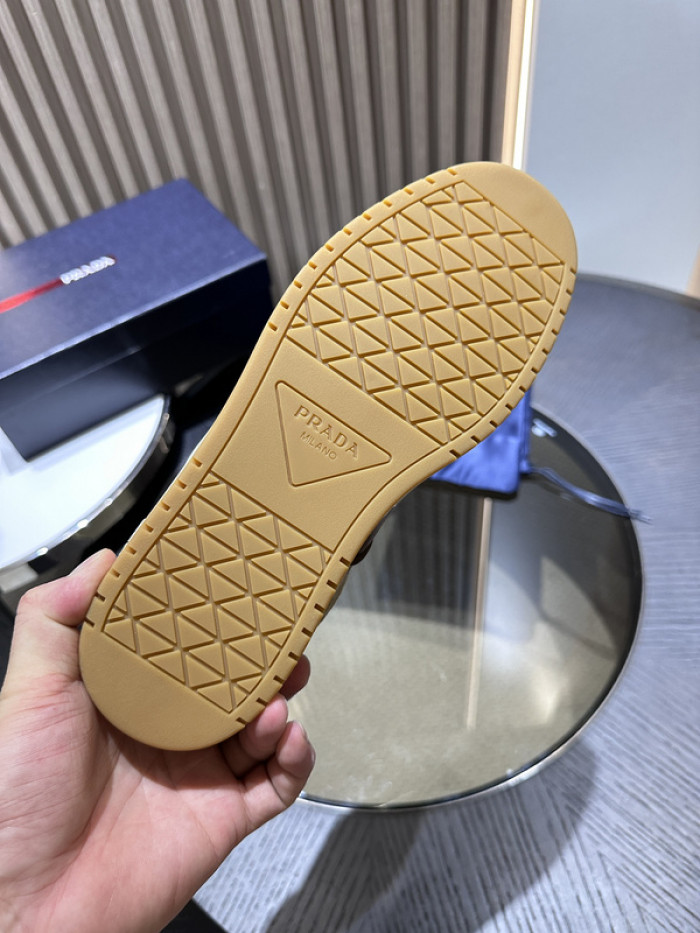 PRDA Sneaker