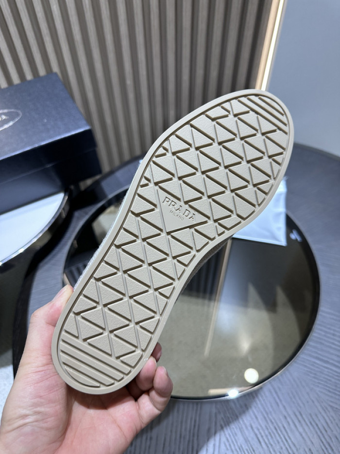 PRDA Sneaker