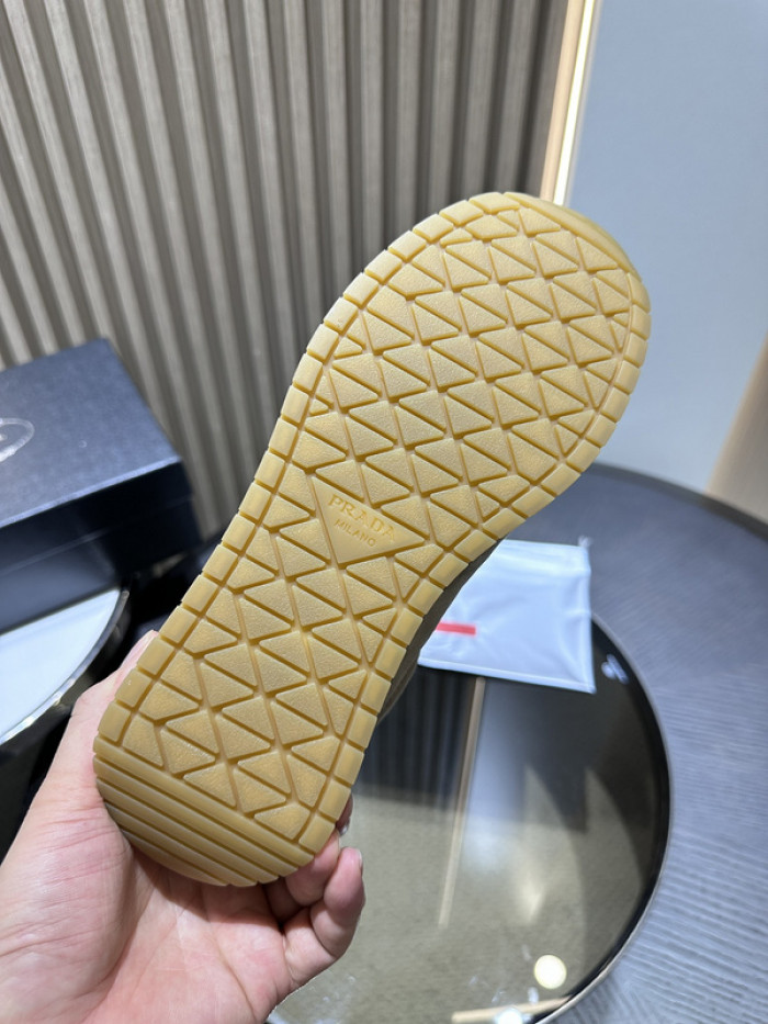 PRDA Sneaker