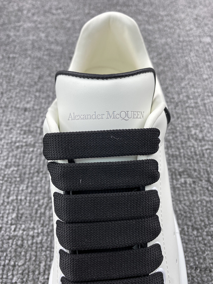 ALEXMQ Sneakers