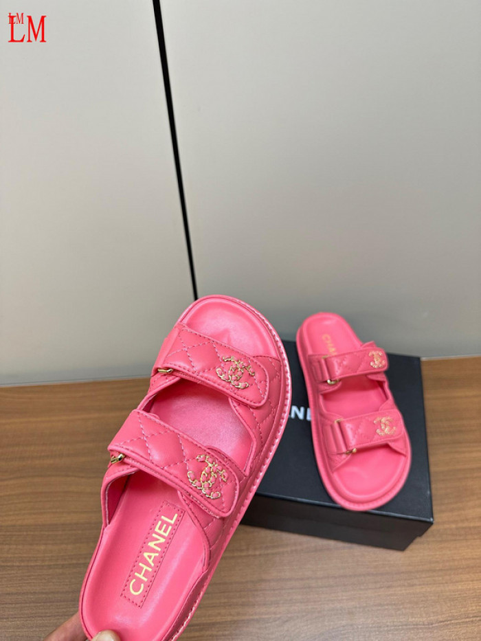 CN Slide Sandal