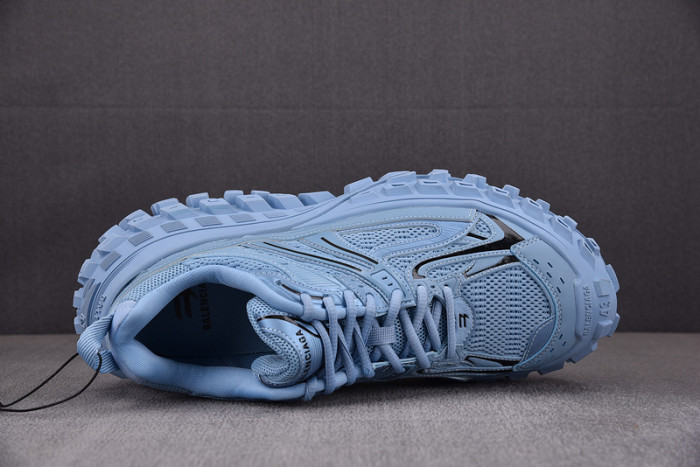 BALCIA DEFENDER SNEAKER