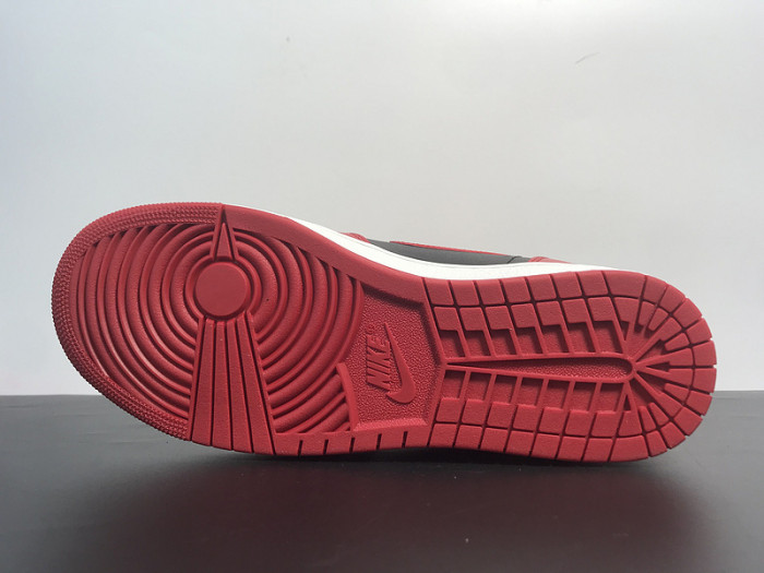 Air Jordan 1 Retro High 