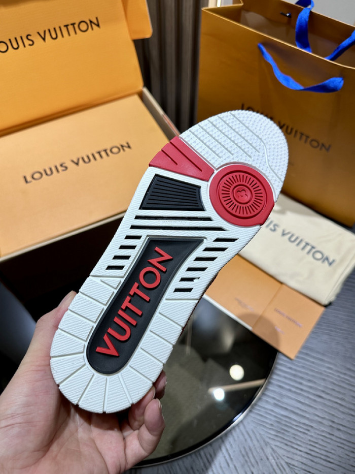 LUSV SNEAKERS