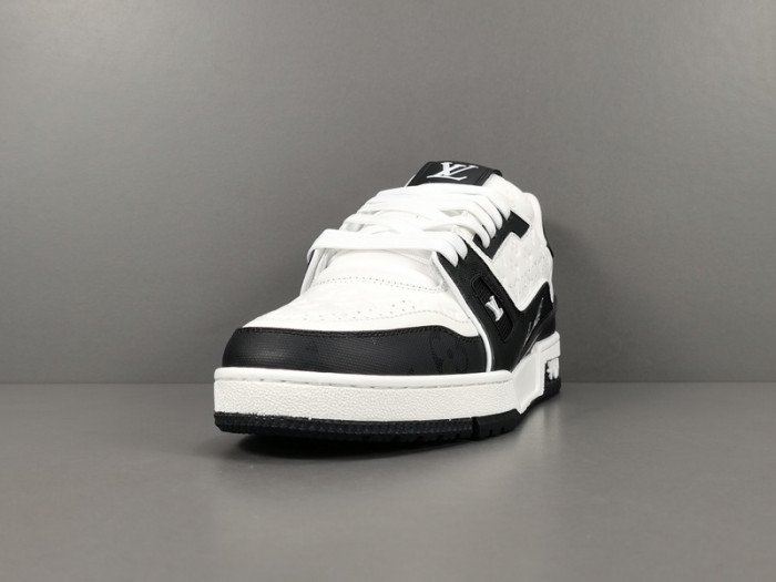 LUSV SNEAKERS