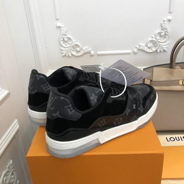LUSV SNEAKERS