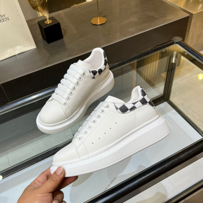 ALEXMQ Sneakers