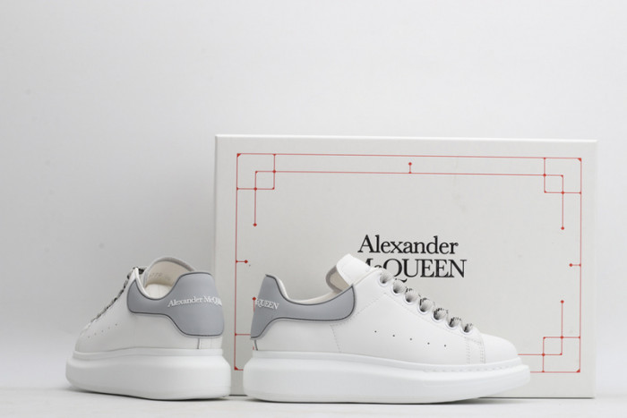 ALEXMQ Sneakers