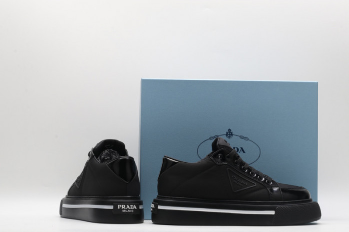 PRDA Sneaker