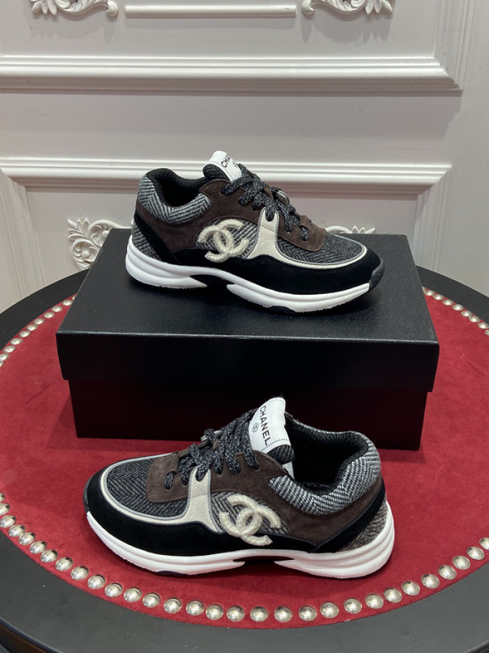 CHNL Sneaker