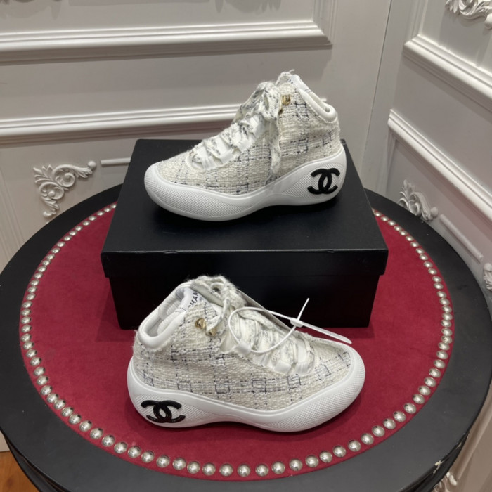 CHNL Sneaker