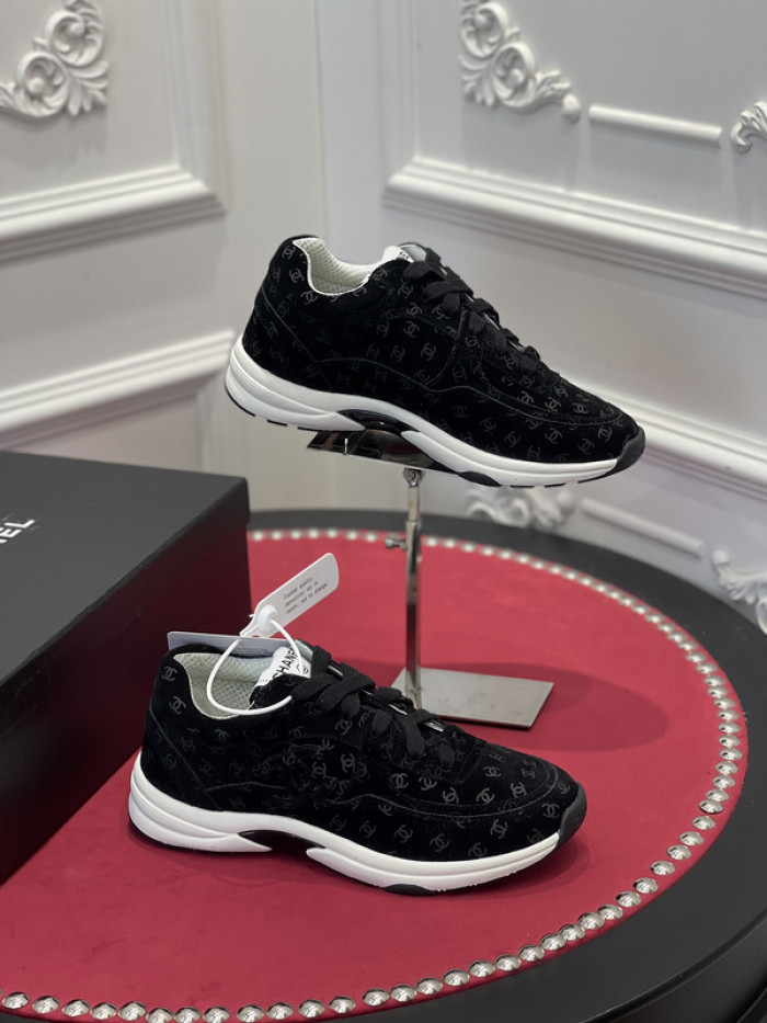 CHNL Sneaker