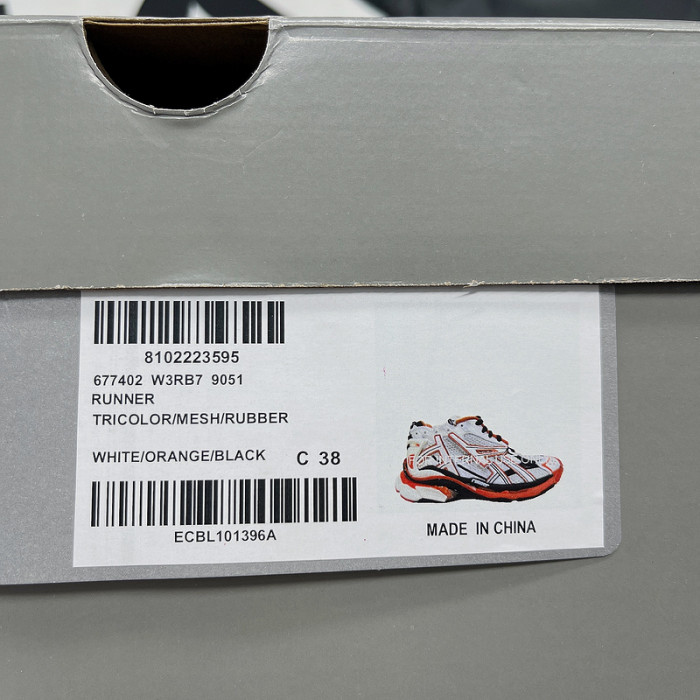 BALCIA RUNNER SNEAKER