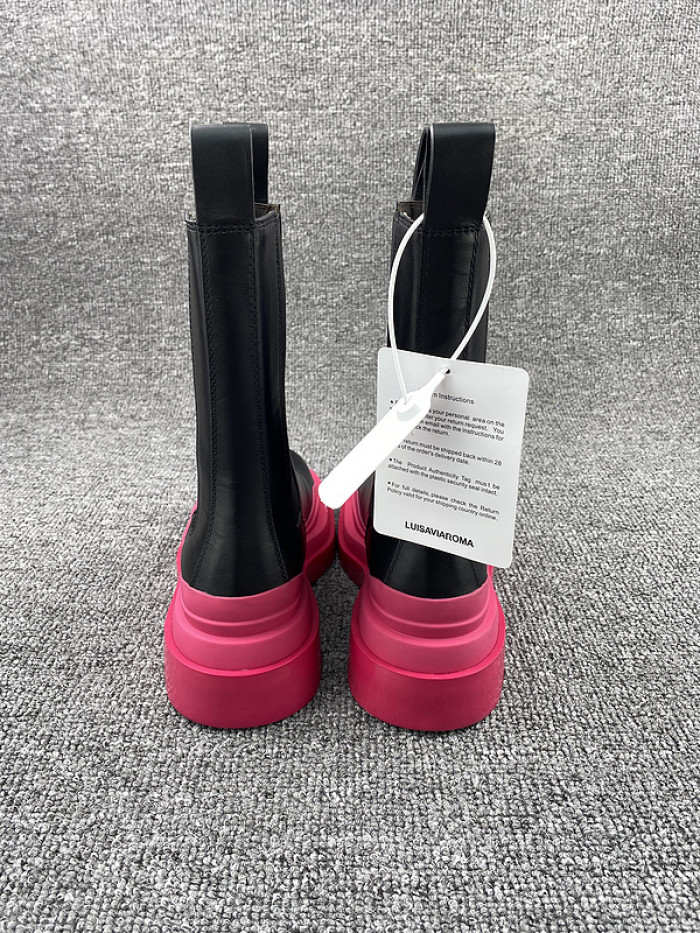 Bo*te*ga ve*ne*ta chelsea tire leather high boot