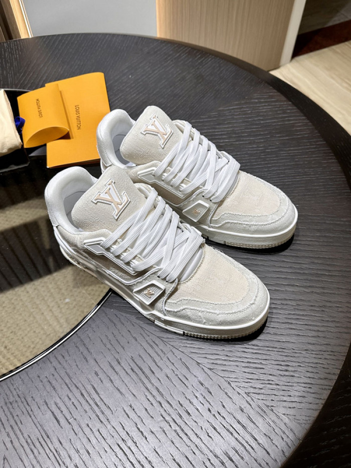 LUSV SNEAKERS